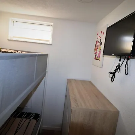 Monteuerwohnung - Keine Touristen - Berghutte - Kek3 Bad Blankenburg